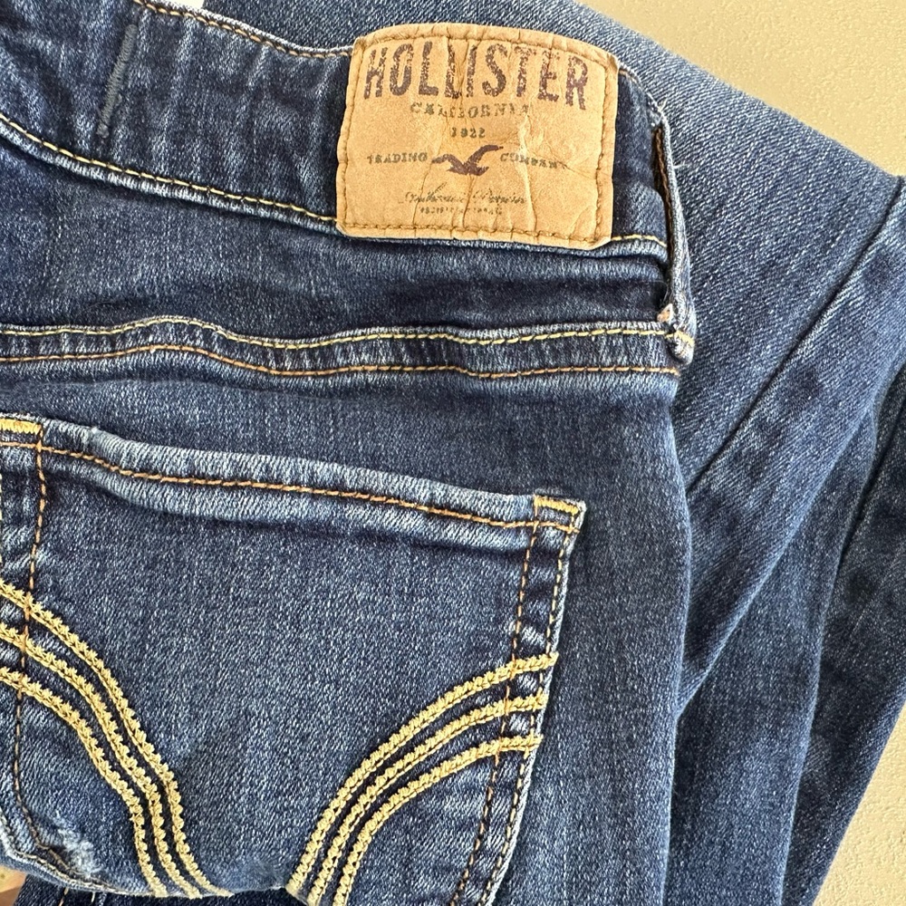 Hollister Dark Blue Boot Cut Jeans - Picture 4 of 4
